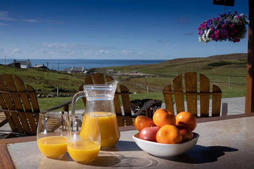 West Horizon Holiday Cottage Lochinver Buitenkant foto
