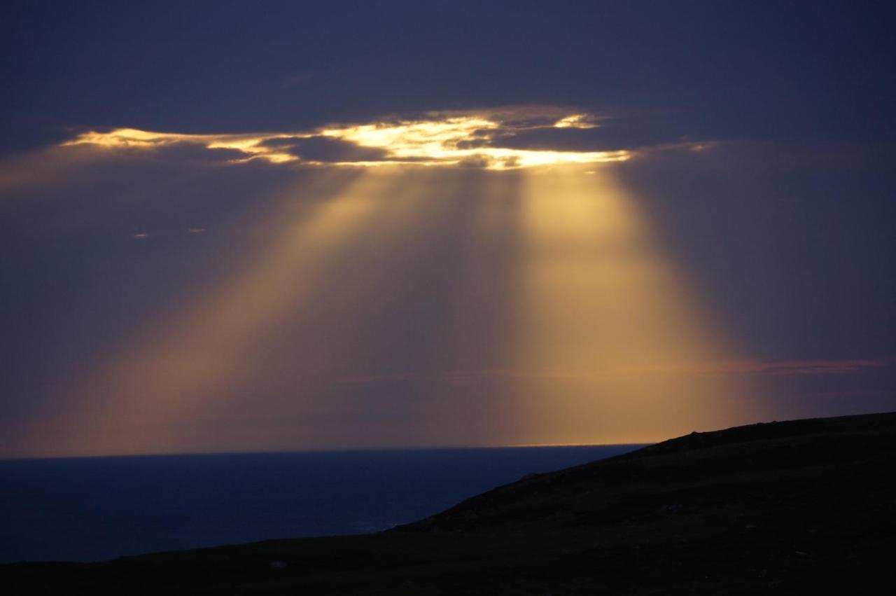 West Horizon Holiday Cottage Lochinver Buitenkant foto